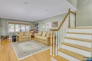 65 Forsythia Ln, Paramus, NJ 07652 - Photo 10