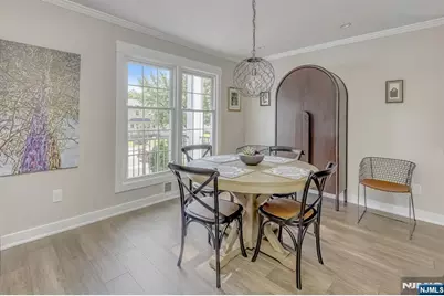 65 Forsythia Lane, Paramus, NJ 07652 - Photo 10