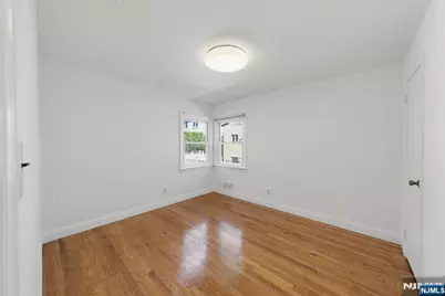 495 Bluff Road, Fort Lee, NJ 07024 - Photo 16