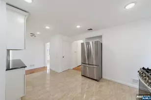 495 Bluff Rd, Fort Lee, NJ 07024 - Photo 6