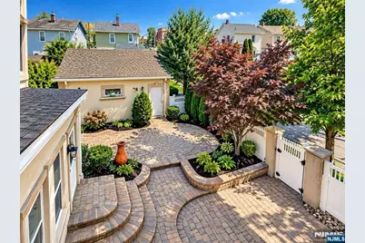 29 Devon Street, North Arlington, NJ 07031 - Photo 8