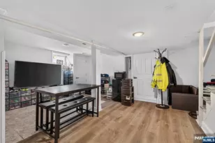 62 Wilson Pl, Irvington, NJ 07111 - Photo 18