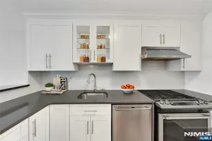 1203 River Road 4D, Edgewater, NJ 07020 - Photo 6