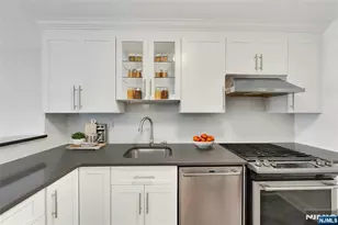 1203 River Road 4D, Edgewater, NJ 07020 - Photo 6