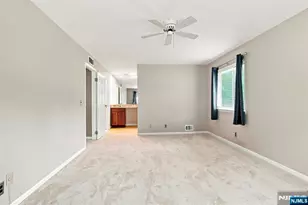 50 Lindsley Road 21, Cedar Grove, NJ 07009 - Photo 18