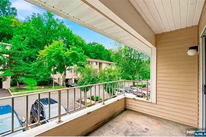 50 Lindsley Road 21 #21, Cedar Grove, NJ 07009 - Photo 12