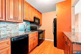 50 Lindsley Road 21, Cedar Grove, NJ 07009 - Photo 8