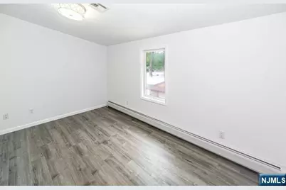 22 Hillside Terrace 2 #2, East Rutherford, NJ 07073 - Photo 8