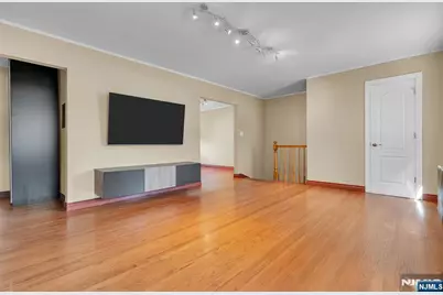 16 Roselle Avenue B #B, Roselle Park, NJ 07204 - Photo 6