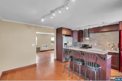 16 Roselle Avenue B #B, Roselle Park, NJ 07204 - Photo 10