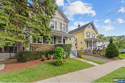 31 Wanamaker Avenue 1 #1, Waldwick, NJ 07463 - Photo 4