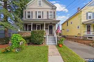 31 Wanamaker Ave 1, Waldwick, NJ 07463 - Photo 1