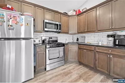 130 Garfield, Lodi, NJ 07644 - Photo 12