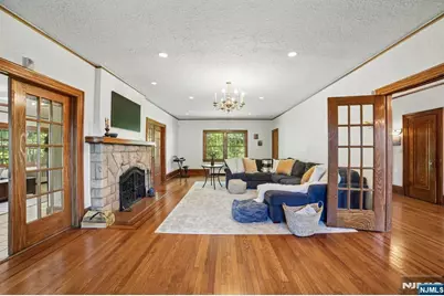 157 Sussex Road, Tenafly, NJ 07670 - Photo 6