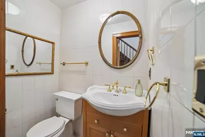 157 Sussex Road, Tenafly, NJ 07670 - Photo 22