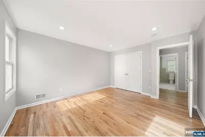 15 Laurel Avenue, Dumont, NJ 07628 - Photo 22