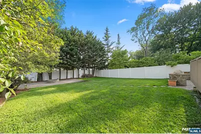15 Laurel Avenue, Dumont, NJ 07628 - Photo 30