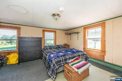 41-87 Mountain Road, Hamburg, NJ 07419 - Photo 16