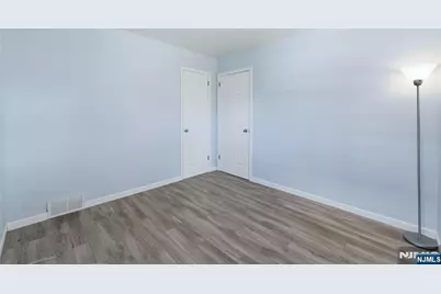 270 Coolidge Avenue, Hasbrouck Heights, NJ 07604 - Photo 16