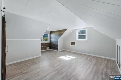 270 Coolidge Avenue, Hasbrouck Heights, NJ 07604 - Photo 22