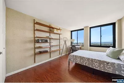 200 Winston Drive 2403 #2403, Cliffside Park, NJ 07010 - Photo 16