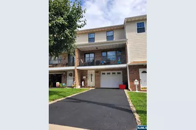 61 Henry Street 3 #3, Elmwood Park, NJ 07407 - Photo 2