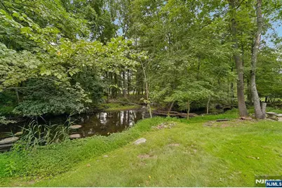 580 Brookside Avenue, Allendale, NJ 07401 - Photo 38
