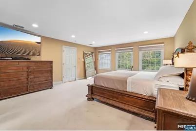 580 Brookside Avenue, Allendale, NJ 07401 - Photo 30