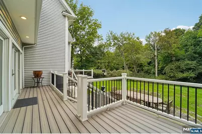 580 Brookside Avenue, Allendale, NJ 07401 - Photo 34