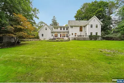 580 Brookside Avenue, Allendale, NJ 07401 - Photo 36