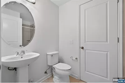 197 Roosevelt Drive, Wood Ridge, NJ 07075 - Photo 8