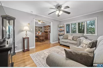 34 Milton Avenue, Nutley, NJ 07110 - Photo 8