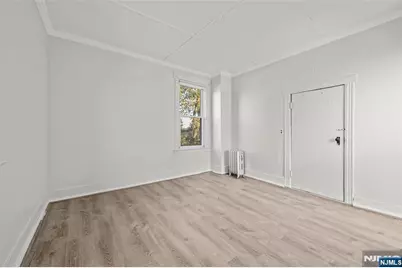 34 Milton Avenue, Nutley, NJ 07110 - Photo 20