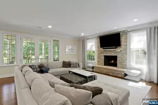 42 Warren Ln, Alpine, NJ 07620 - Photo 10