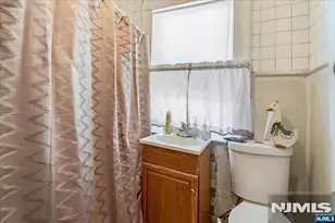 68 Tenafly Rd, Englewood, NJ 07631 - Photo 12