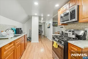 68 Tenafly Rd, Englewood, NJ 07631 - Photo 20