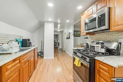 68 Tenafly Road, Englewood, NJ 07631 - Photo 20