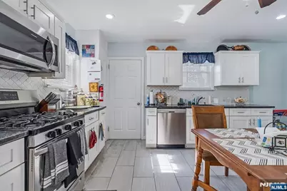 68 Tenafly Road, Englewood, NJ 07631 - Photo 8