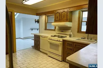 263 Phelps Avenue, Bergenfield, NJ 07621 - Photo 4