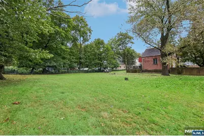 513 Chestnut Place, Teaneck Township, NJ 07666 - Photo 30
