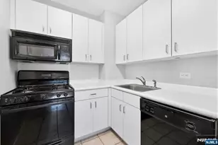 45 S River Dr 808, Jersey City, NJ 07310 - Photo 16