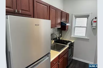 40 Washington Avenue 2B #2B, Belleville, NJ 07109 - Photo 8