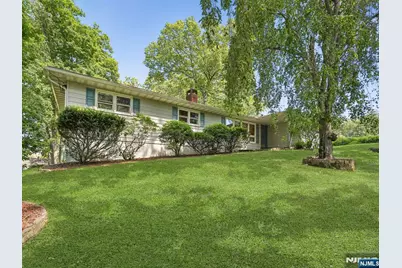 45 Sunset Road, Bloomingdale, NJ 07403 - Photo 32