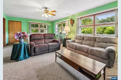 45 Sunset Road, Bloomingdale, NJ 07403 - Photo 14