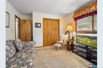 45 Sunset Road, Bloomingdale, NJ 07403 - Photo 16
