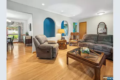 45 Sunset Road, Bloomingdale, NJ 07403 - Photo 6