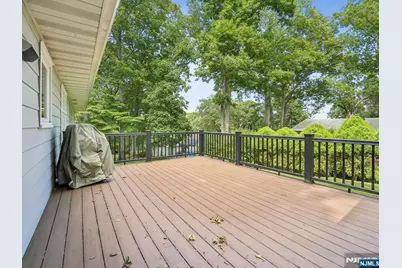 45 Sunset Road, Bloomingdale, NJ 07403 - Photo 28