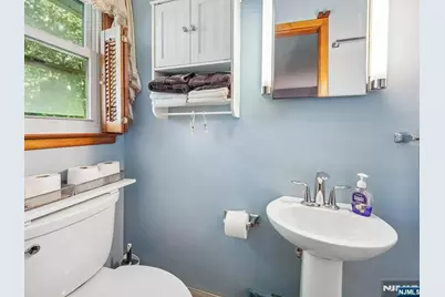 45 Sunset Road, Bloomingdale, NJ 07403 - Photo 20