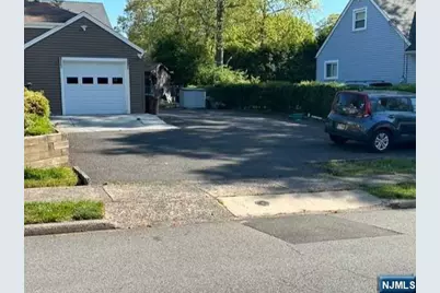 189 W Prospect Street 2 #2, Waldwick, NJ 07463 - Photo 2