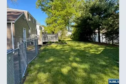 189 W Prospect Street 2 #2, Waldwick, NJ 07463 - Photo 12